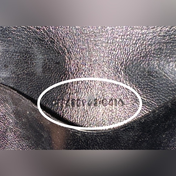 🔶FINAL PRICE DROP🔶🎀YSL key case🎀 - Picture 8 of 15